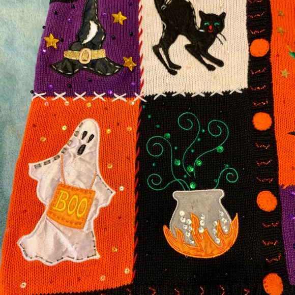 SOLD M details vintage halloween knitted vest - Picture 3 of 14